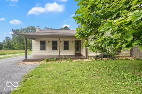 Exterior - 4585 E Robinson Rd, Bloomington, IN 47408 photo 13 of 14
