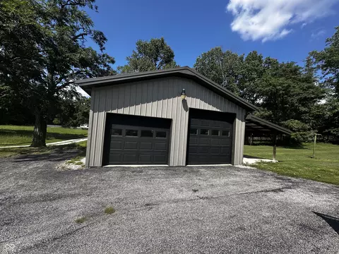 Exterior - 4585 E Robinson Rd, Bloomington, IN 47408 photo 9 of 14