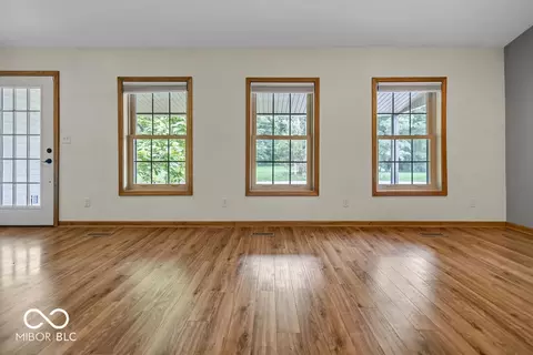 Living - 4585 E Robinson Rd, Bloomington, IN 47408 photo 2 of 4
