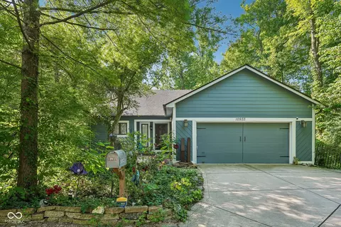 10933 Geist Woods South Dr, Indianapolis, IN 46256