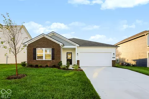 8911 Noble Heights Ln, Camby, IN 46113