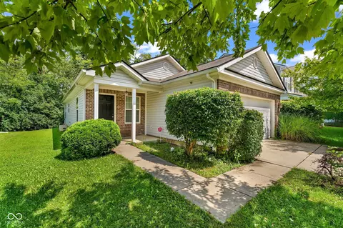11412 Long Lk, Indianapolis, IN 46235