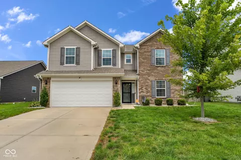 670 Albermarle Dr, Pittsboro, IN 46167