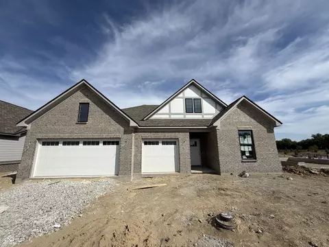 2311 Red Squirrel Way, Zionsville, IN 46077