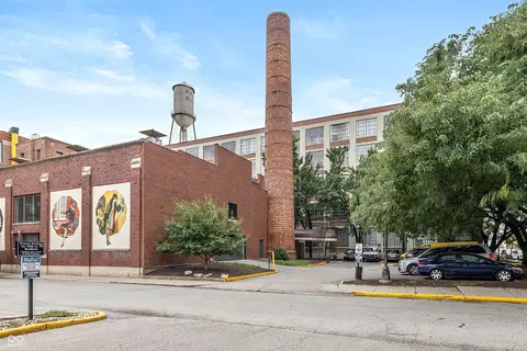 611 N Park Ave #105, Indianapolis, IN 46204