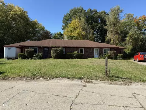 8422 Sten Ct, Indianapolis, IN 46227