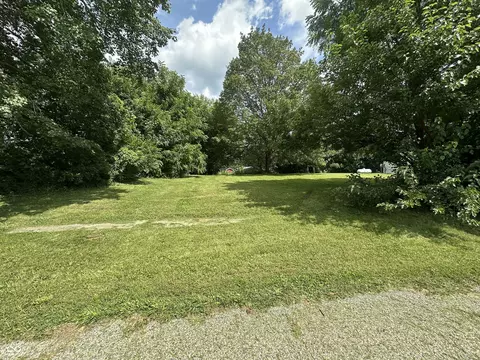 500 E 5th St At S Clinton, West Lebanon, IN 47991