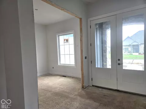 Entry Way - 1047 Beechtree Ln, Franklin, IN 46131 photo 2 of 2