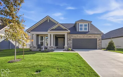 8943 Constitution Trl, Brownsburg, IN 46112