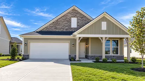8883 Constitution Trl, Brownsburg, IN 46112