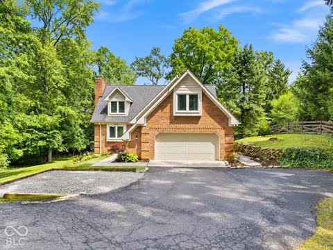 635 Mulberry St, Zionsville, IN 46077