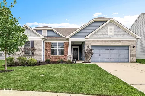5719 Gateway East Dr, Whitestown, IN 46075