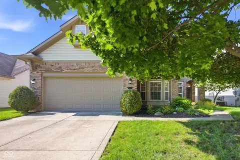 9732 Innisbrook Blvd, Carmel, IN 46032