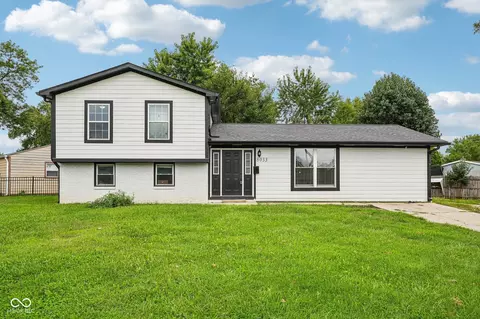 8033 Wysong Dr, Indianapolis, IN 46219