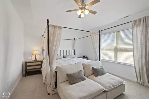 Bedroom - 1907 Cold Springs Dr, Pendleton, IN 46064 photo 1 of 8