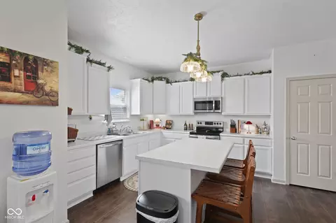Kitchen - 1907 Cold Springs Dr, Pendleton, IN 46064 photo 3 of 4