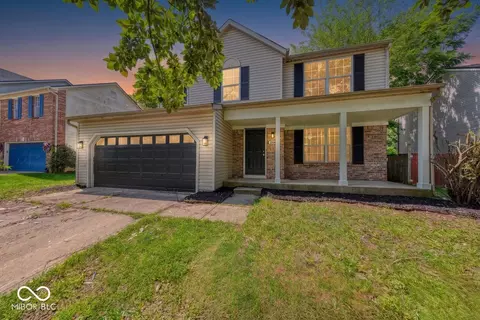 2042 Thousand Oaks Blvd, Indianapolis, IN 46214
