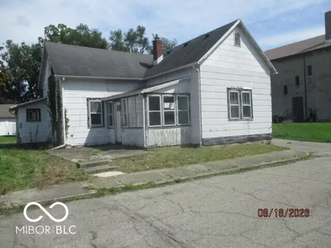 1316 Sycamore St, Anderson, IN 46016