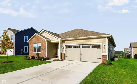2152 Foothill Dr, Greenfield, IN 46140