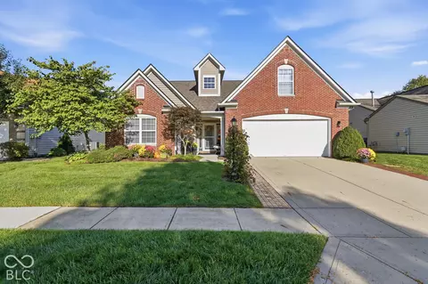 18931 Round Lake Rd, Noblesville, IN 46060