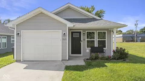 965 Wooded Trl, Scottsburg, IN 47170