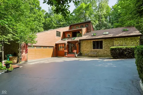 12399 N Cedarwood Dr, Mooresville, IN 46158