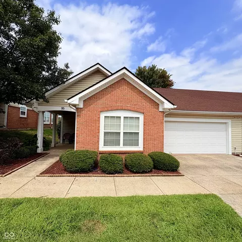 95 Autumn Gln, Greencastle, IN 46135