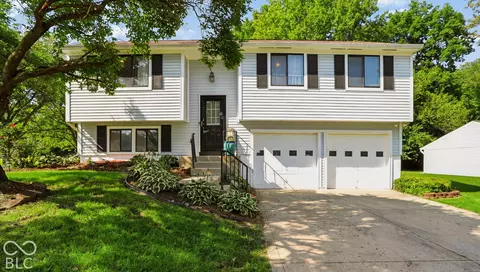 4152 Oil Creek Dr, Indianapolis, IN 46268