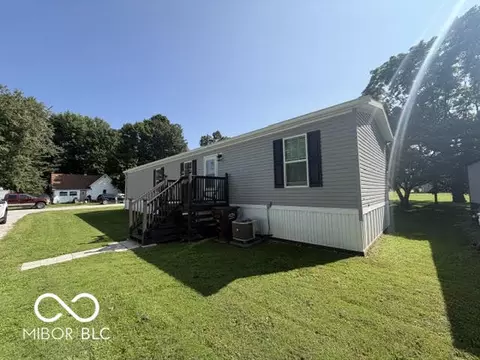 305 E Columbia, Roachdale, IN 46172