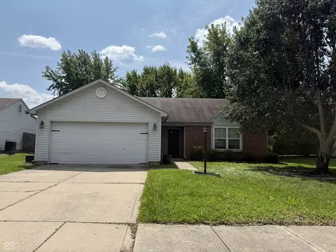 4651 Walker St, Greenwood, IN 46143