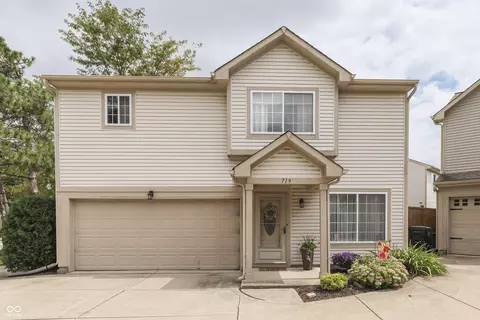 719 Mountain Pine Dr, Greenwood, IN 46143