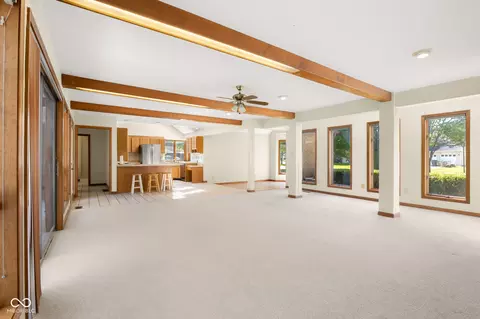 Living - 1058 Junco Dr, Columbus, IN 47203 photo 7 of 15