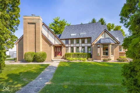 Exterior - 1058 Junco Dr, Columbus, IN 47203 photo 3 of 12