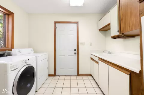 Other - 1058 Junco Dr, Columbus, IN 47203 photo 6 of 15
