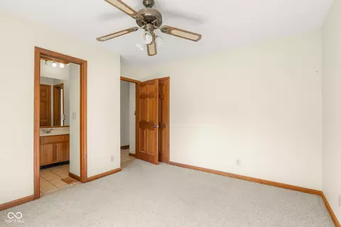 Bedroom - 1058 Junco Dr, Columbus, IN 47203 photo 3 of 9