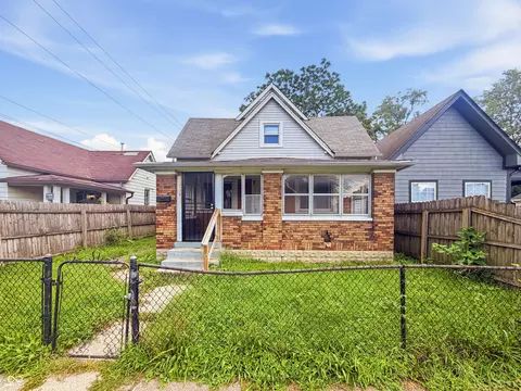 1709 Spruce St, Indianapolis, IN 46203