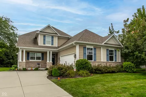 9235 Crystal Riv, Indianapolis, IN 46240