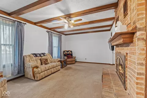 Living - 555 Clark St, Brooklyn, IN 46111 photo 1 of 1