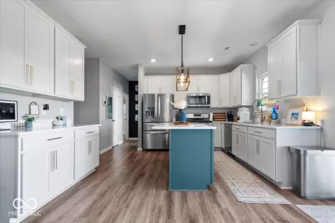 Kitchen - 615 Blarney Dr, Pendleton, IN 46064 photo 1 of 3