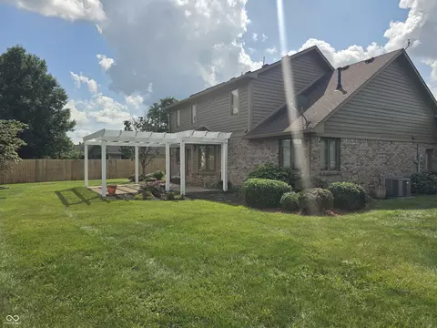 Exterior - 903 Corey Ln, Plainfield, IN 46168 photo 4 of 8