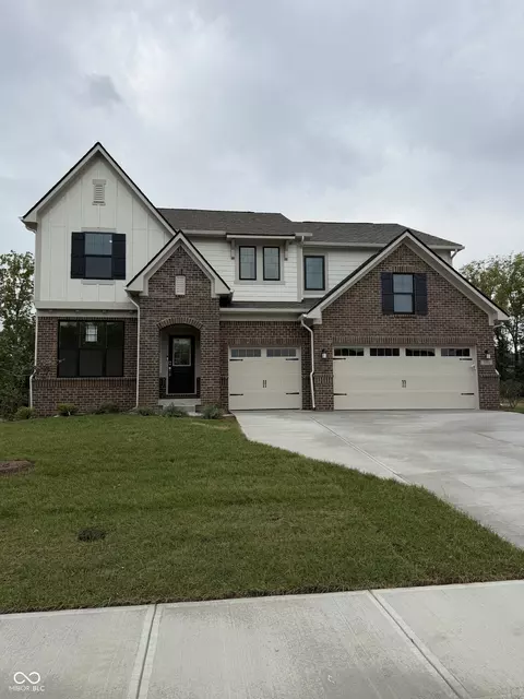 11411 Roe Deer Ct, Zionsville, IN 46077