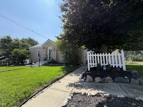 215 E 5th St, Rushville, IN 46173