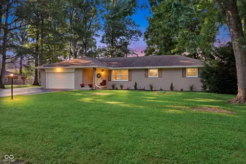 4839 W Oak Dr, New Palestine, IN 46163