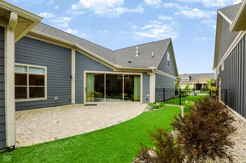 Exterior - 14009 Rowling Pl, Carmel, IN 46033 photo 9 of 10