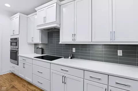 Kitchen - 14009 Rowling Pl, Carmel, IN 46033 photo 6 of 6
