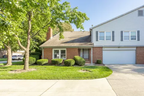 7547 Farm View Cir E, Indianapolis, IN 46256