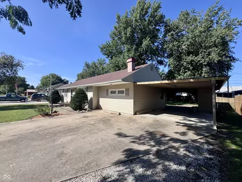 606 Jackson, Rockville, IN 47872