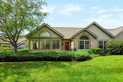 16615 Brownstone Ct, Westfield, IN 46074