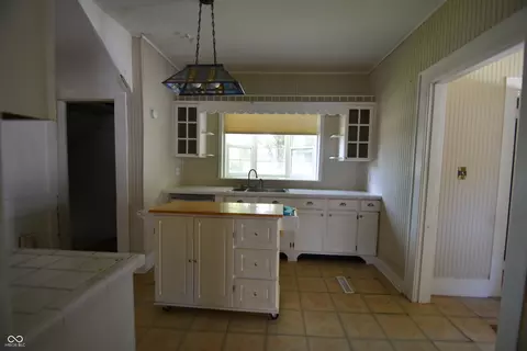 Kitchen - 2016 Spring St, New Castle, IN 47362 photo 1 of 2