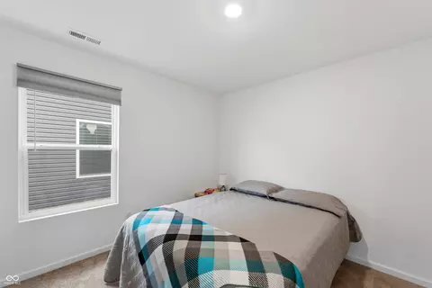 Bedroom - 281 Waters Edge, Pendleton, IN 46064 photo 2 of 5